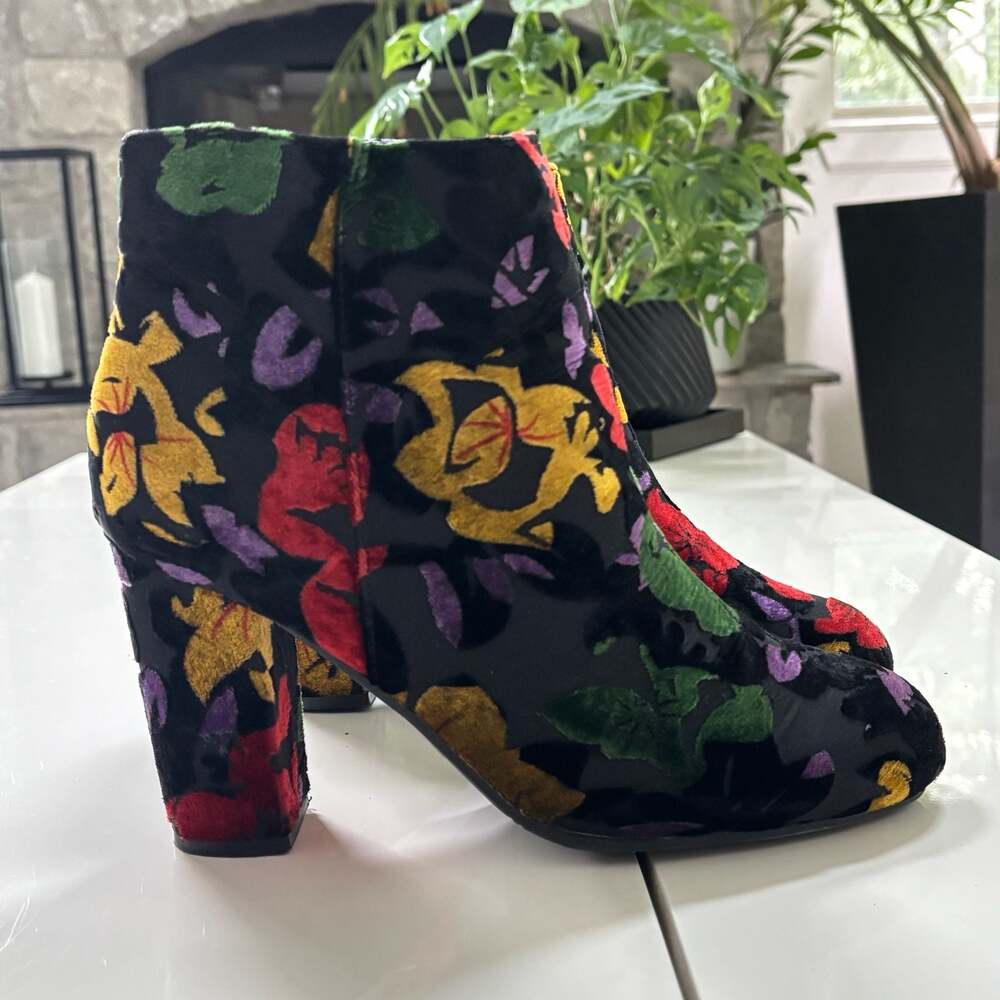 Cest 1946 Floral Velvet Block Heel Ankle Boots Size 9